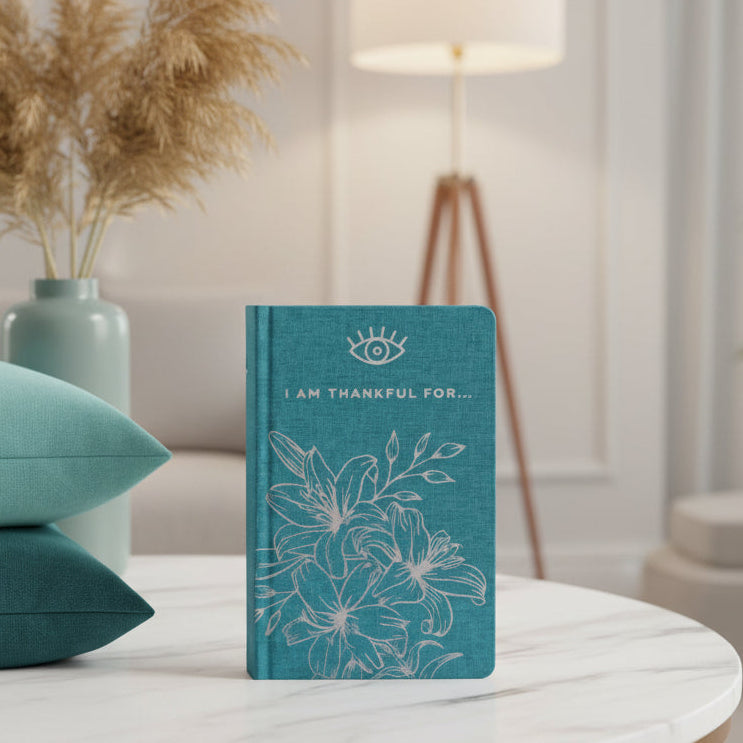 Blue Gratitude Journal with Silver Lining - 120 pages - I am Thankful For