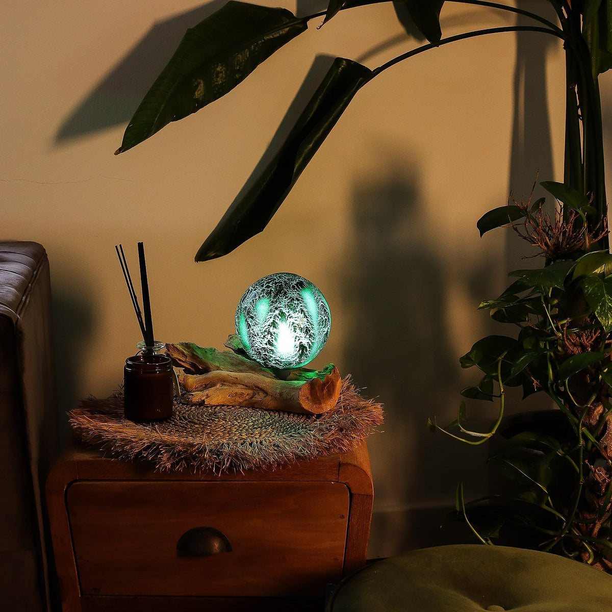 DriftGlow Lamp Emerald Crackle Shade